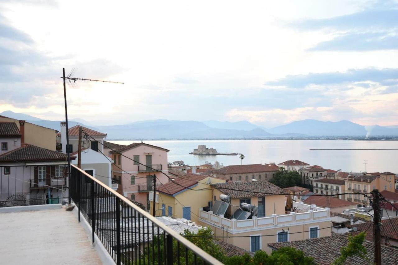 Rodi Retro Apartment Nafplio Bagian luar foto